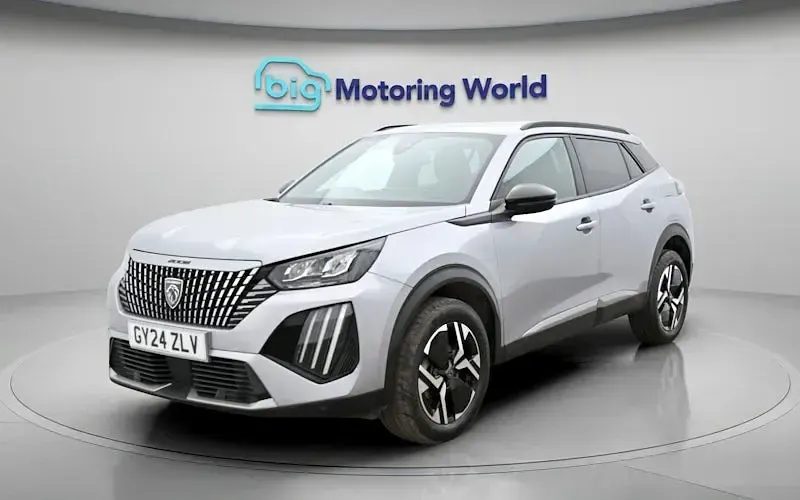 Gebraucht Peugeot 2008 Allure 131 PS (96 kW) 2024 Grau SUV