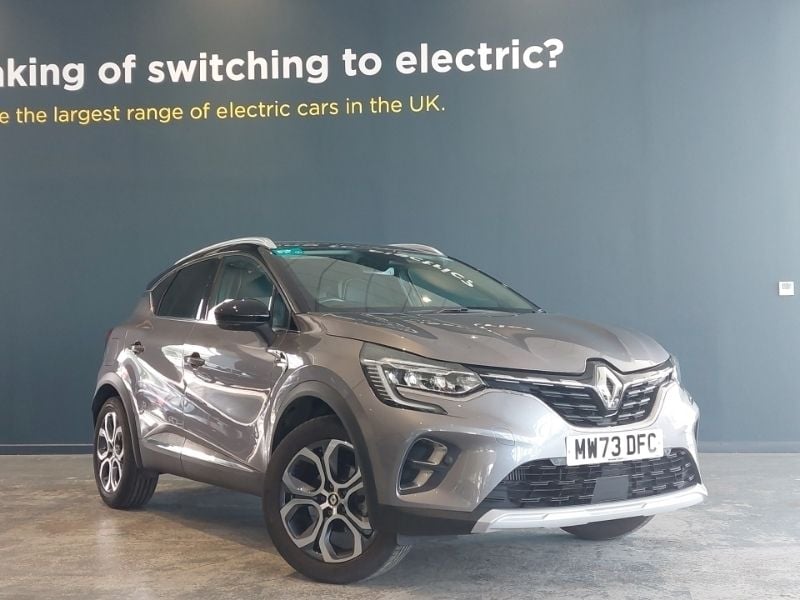Grey Used 2023 Renault Captur Techno SUV | £17,998 (A bit pricey) - Image 1/4
