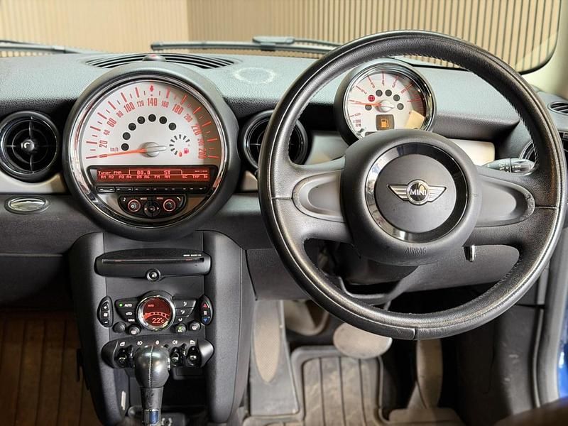Used Mini Cooper Hatch 122 HP (89 kW) 2012 Hatchback