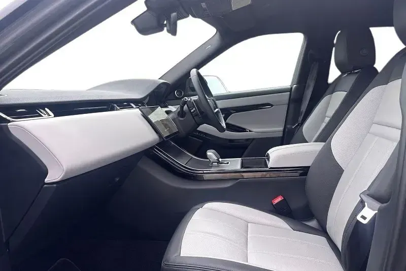 Used Land Rover Range Rover evoque SE Dynamic 2025 Grey SUV