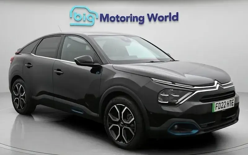 Used Citroën e-C4 Shine 100 kW (136 HP) 2022 Hatchback
