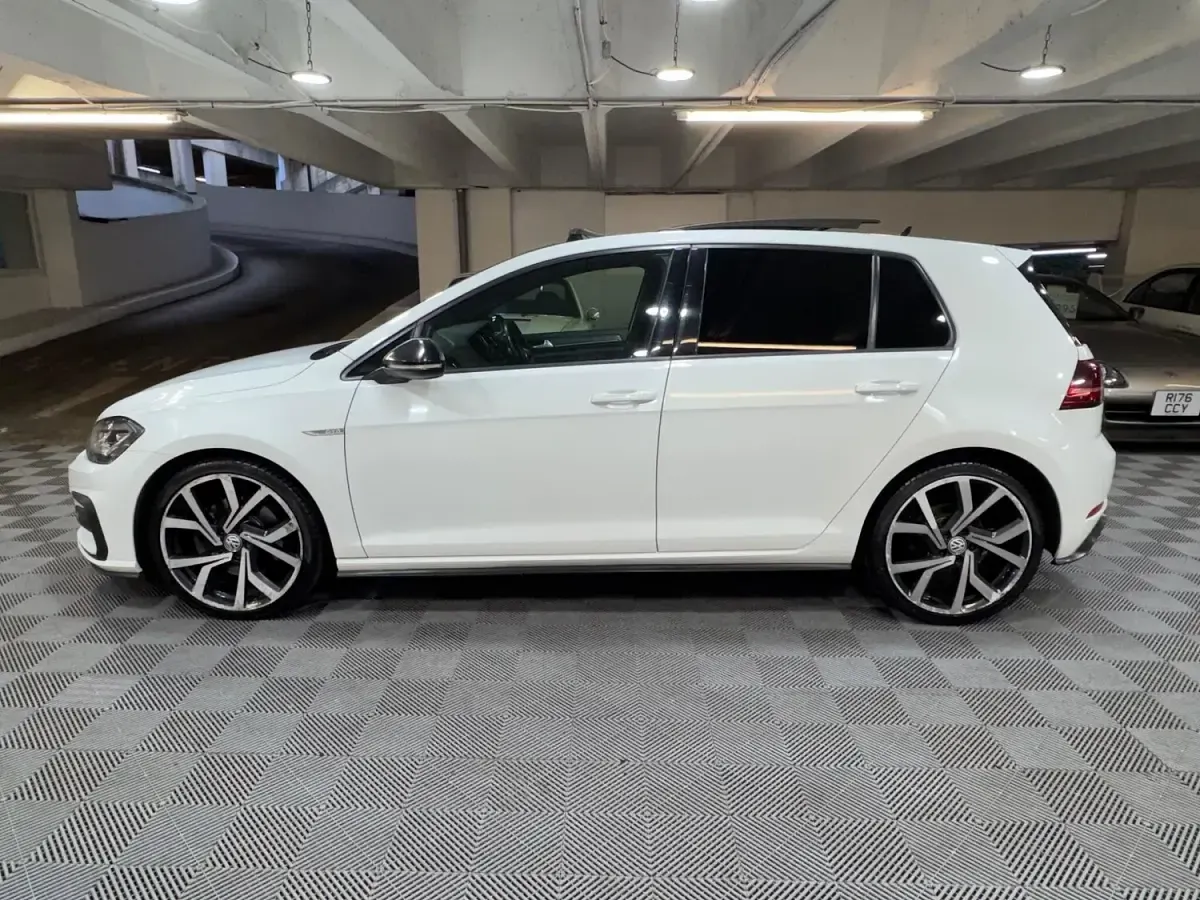 Used VW Golf VII GTD 2019 White Hatchback