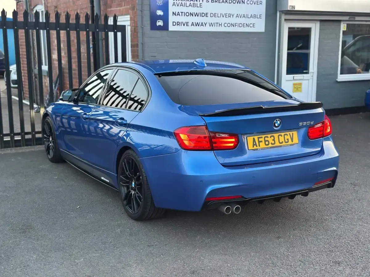 Usado BMW 330 M Sport 2013 Azul Berlina