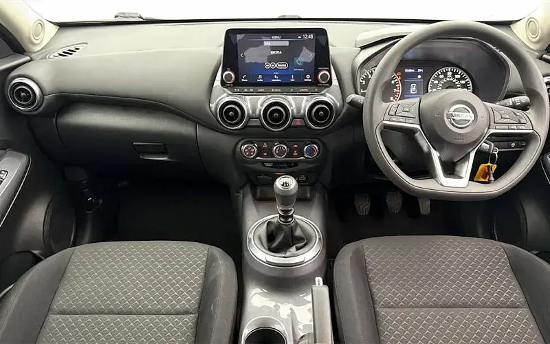 Used Nissan Juke Acenta 114 HP (83 kW) 2022 Grey SUV
