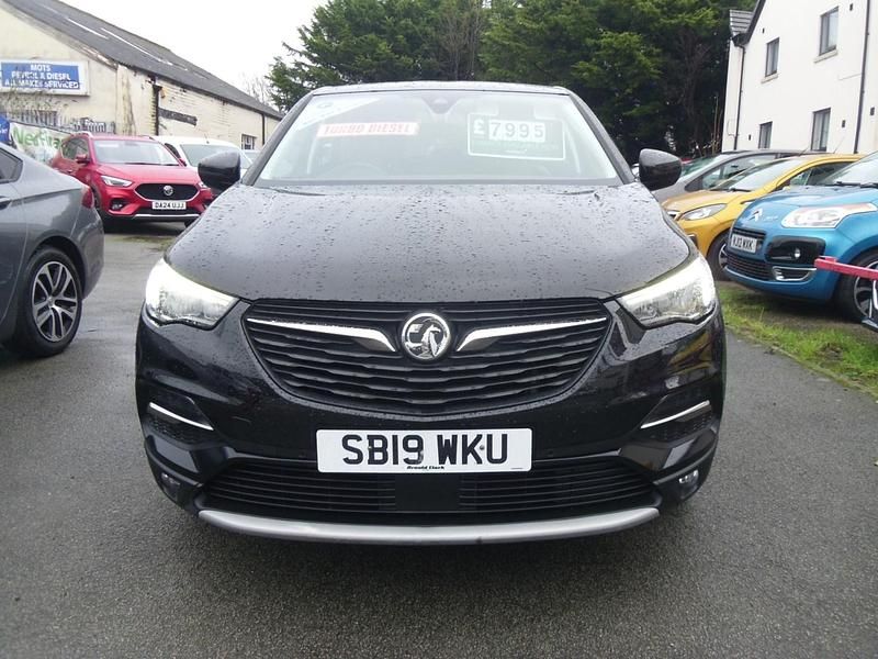 Used Vauxhall Grandland X 130 HP (95 kW) 2019 Black SUV