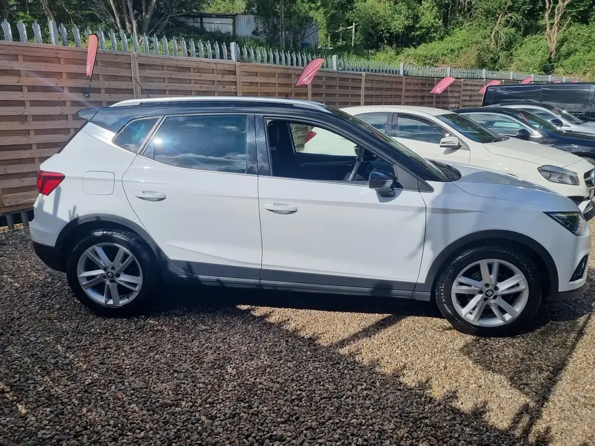 Used Seat Arona FR 2021 White SUV