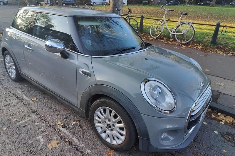 Grey Used 2015 Mini Cooper D Hatch Hatchback | £5,995 (Good price) - Image 1/1