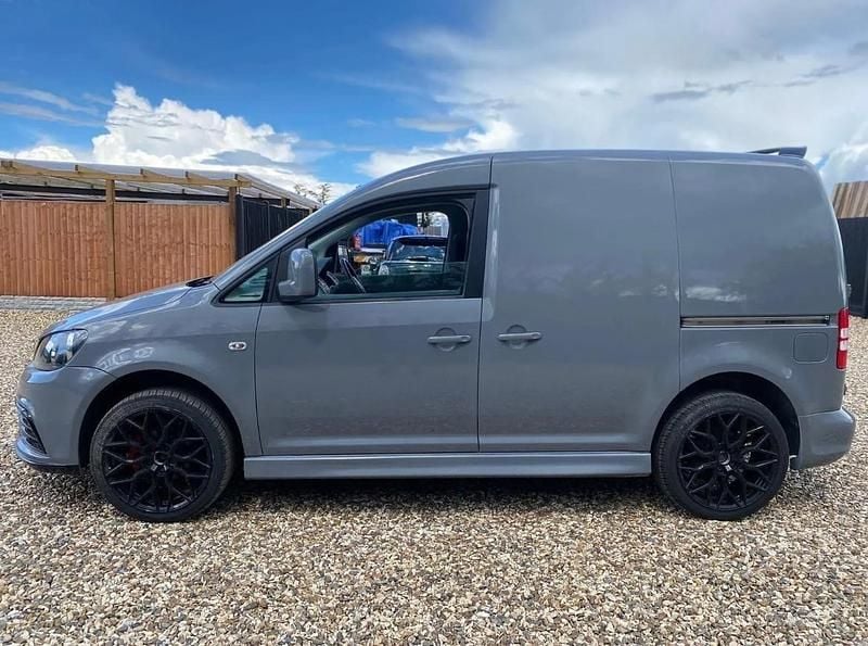 Used VW Caddy 102 HP (75 kW) 2012 Grey MPV