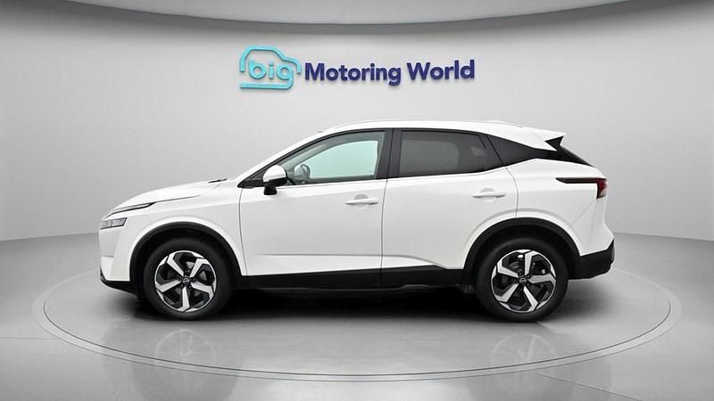 Used Nissan Qashqai N-Connecta 158 HP (116 kW) 2023 White SUV