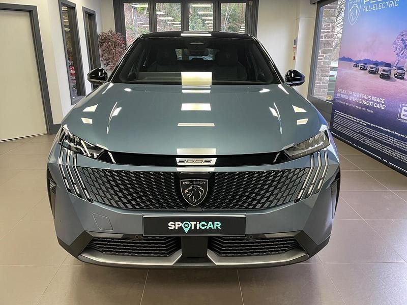 Second-hand Peugeot 3008 GT 134 CP (98 kW) 2025 Albastru SUV