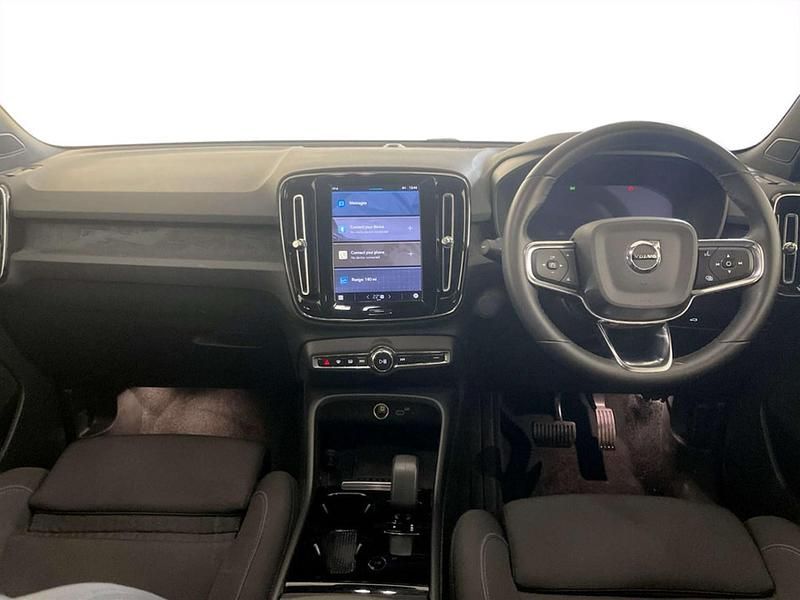 Used Volvo XC40 Core 169 kW (231 HP) 2023 Grey SUV