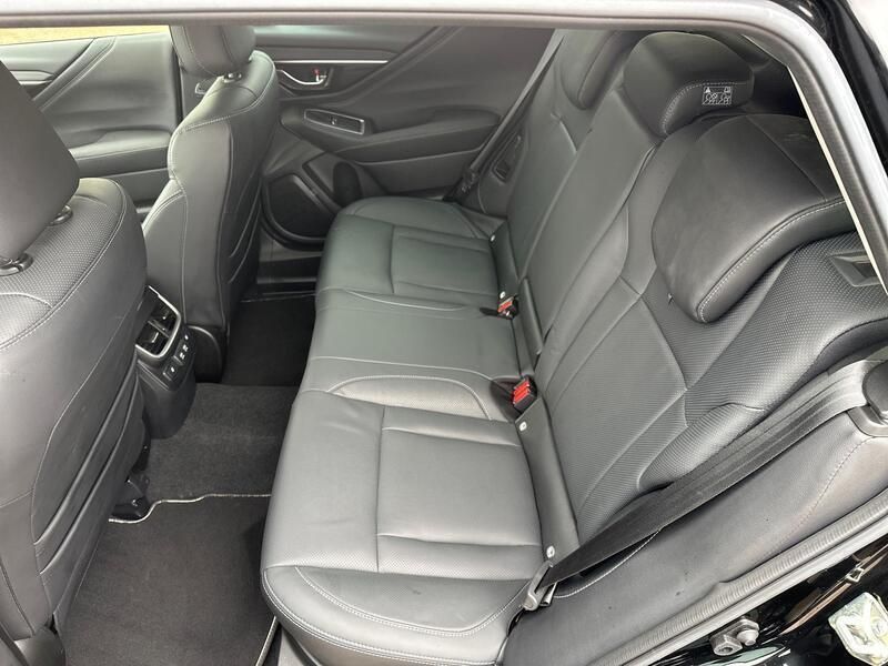 Used Subaru Outback 169 HP (124 kW) 2022 Black SUV