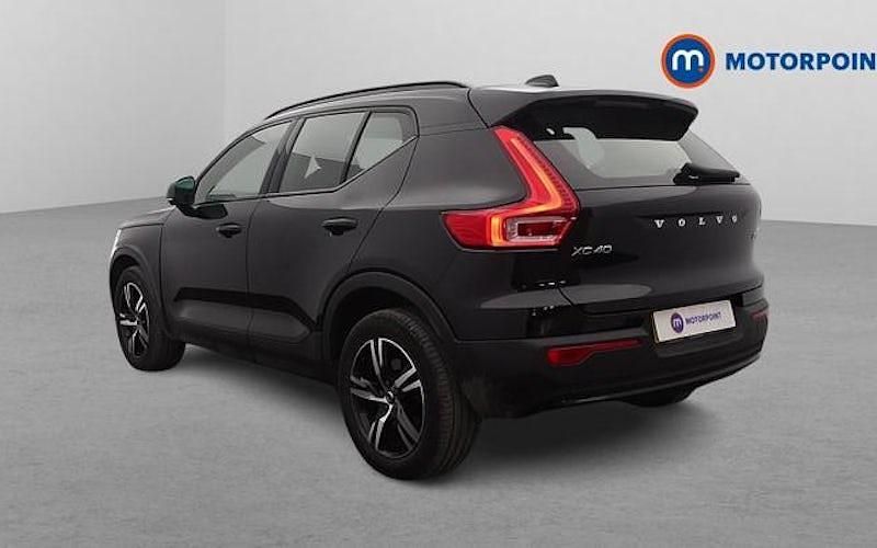 Begagnad Volvo XC40 Plus 163 HK (119 kW) 2026 SUV