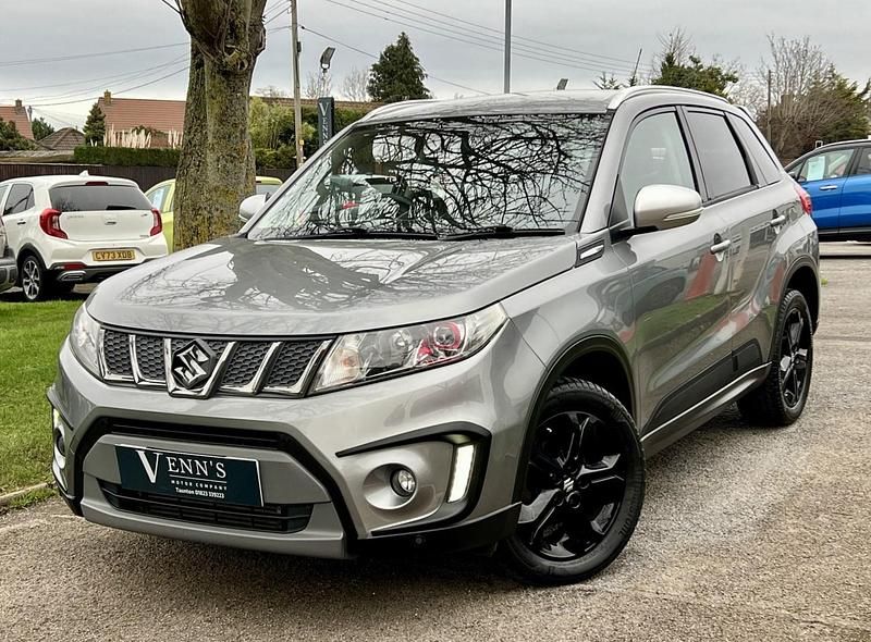 Used Suzuki Vitara 140 HP (102 kW) 2018 Grey SUV