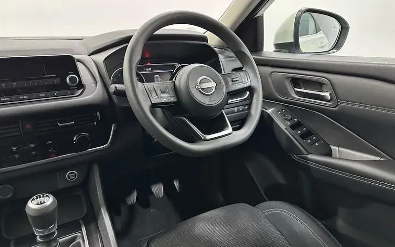 Used Nissan Qashqai Visia 140 HP (102 kW) 2022 White SUV
