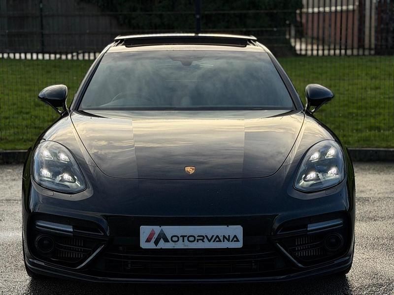 Usado Porsche Panamera 460 HP (338 kW) 2017 Preto Citadino