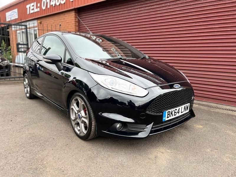 Black Used 2014 Ford Fiesta ST Hatchback | £6,289 (A bit pricey) - Image 1/4