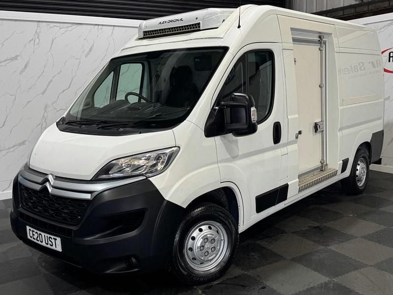 White Used 2020 Citroën Relay Van | £10,999 (Good price) - Image 1/3