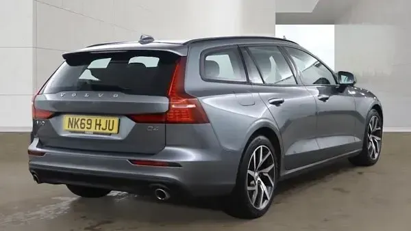 Used Volvo V60 Momentum 2019 Grey Estate