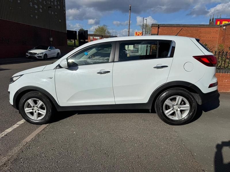 Used Kia Sportage 114 HP (83 kW) 2016 White SUV