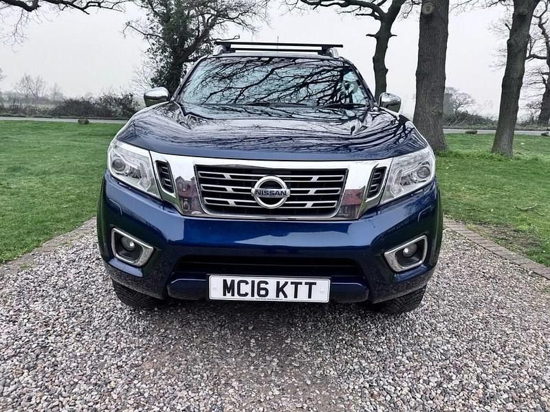 Used Nissan Navara Tekna 2016 Blue Pickup