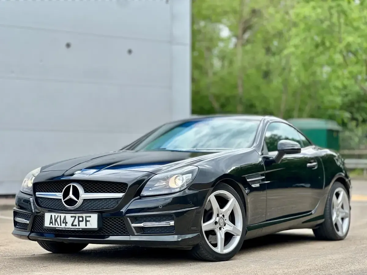 Begagnad Mercedes SLK200 AMG 184 HK (135 kW) 2014 Svart Cab