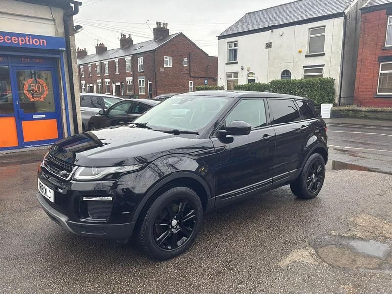 Used Land Rover Range Rover evoque SE 2018 Black Estate
