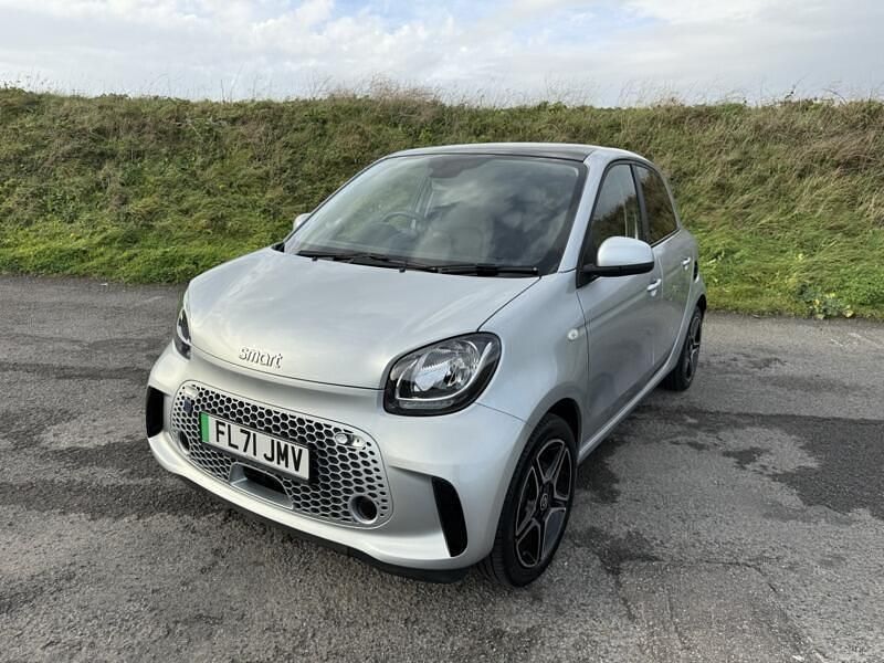 Used Smart ForFour Electric Drive Premium 60 kW (82 HP) 2021 Silver Hatchback