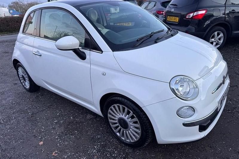 White Used 2013 Fiat 500 Lounge Hatchback | £2,495 (Good price) - Image 1/1