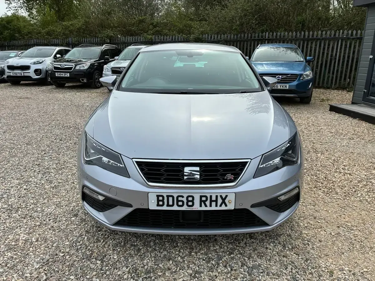Used Seat Leon FR 130 HP (95 kW) 2018 Silver Hatchback