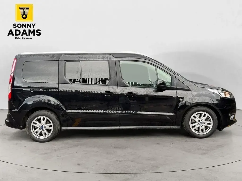 Used Ford Grand Tourneo Connect Titanium 120 HP (88 kW) 2021 Black MPV