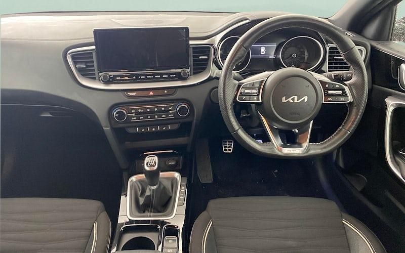 Used Kia ProCeed GT-Line 159 HP (116 kW) 2023 Red Estate