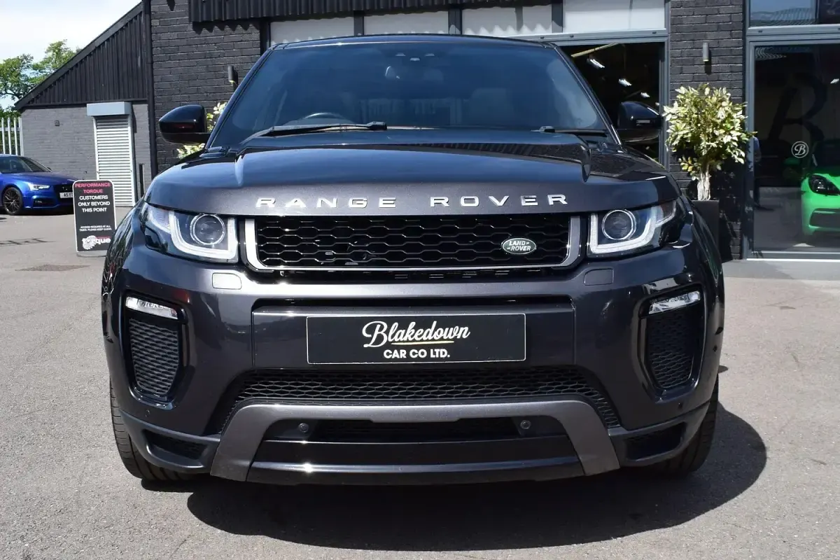 Used Land Rover Range Rover evoque HSE Dynamic 2018 Grey Estate