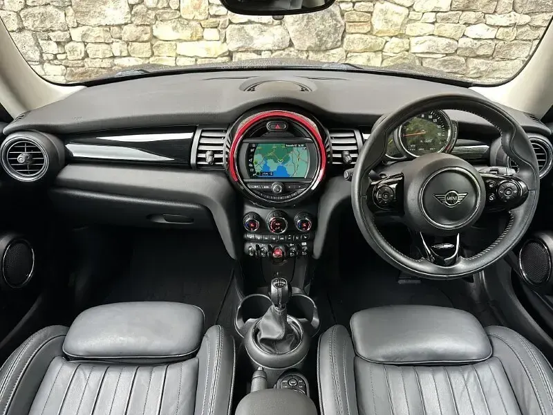 Used Mini Cooper S Exclusive 175 HP (128 kW) 2020 Black Hatchback