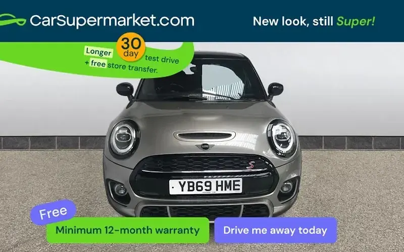 Usado Mini Cooper S Hatch 192 HP (141 kW) 2019 Prateado Citadino
