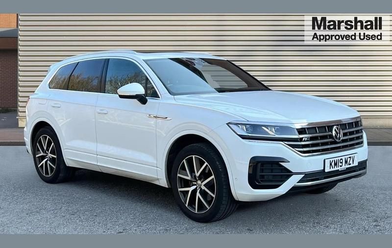 Used VW Touareg R-line 286 HP (210 kW) 2019 White SUV