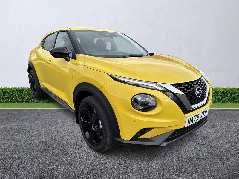 Used Nissan Juke Tekna 114 HP (83 kW) 2025 Yellow SUV