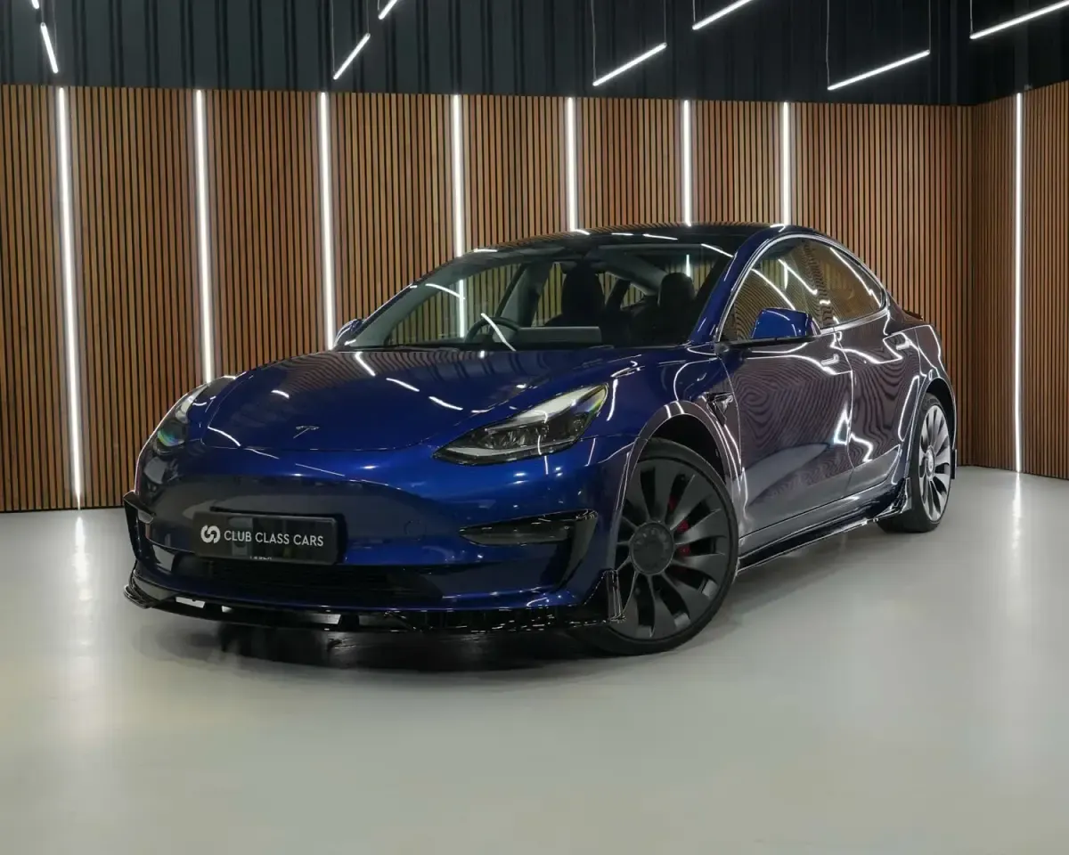 Używany Tesla Model 3 Performance 461 kW (627 KM) 2023 Niebieski Sedan/Limuzyna