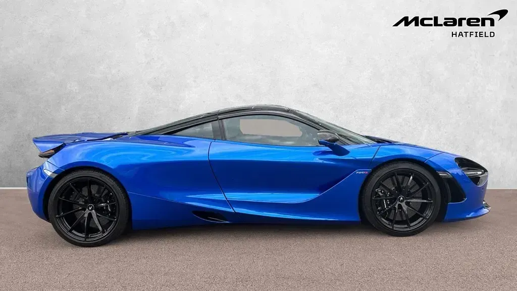 Used McLaren 720S 720 HP (529 kW) 2023 Blue Coupe