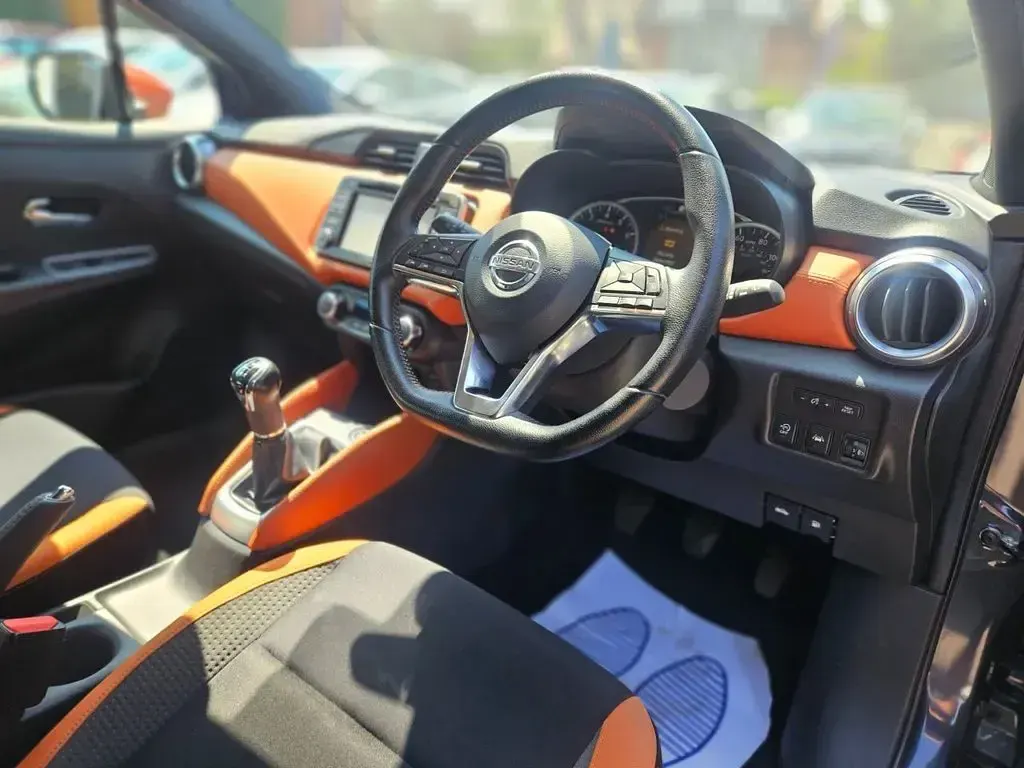 Used Nissan Micra Tekna 90 HP (66 kW) 2017 Grey Hatchback