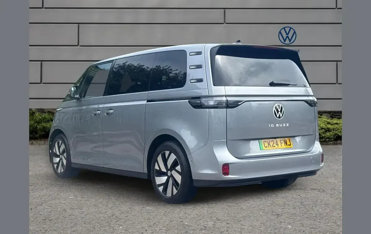Used VW ID. Buzz Pro 147 kW (200 HP) 2024 Silver MPV
