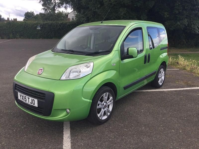 Used Fiat Qubo Trekking 75 HP (55 kW) 2015 Green MPV