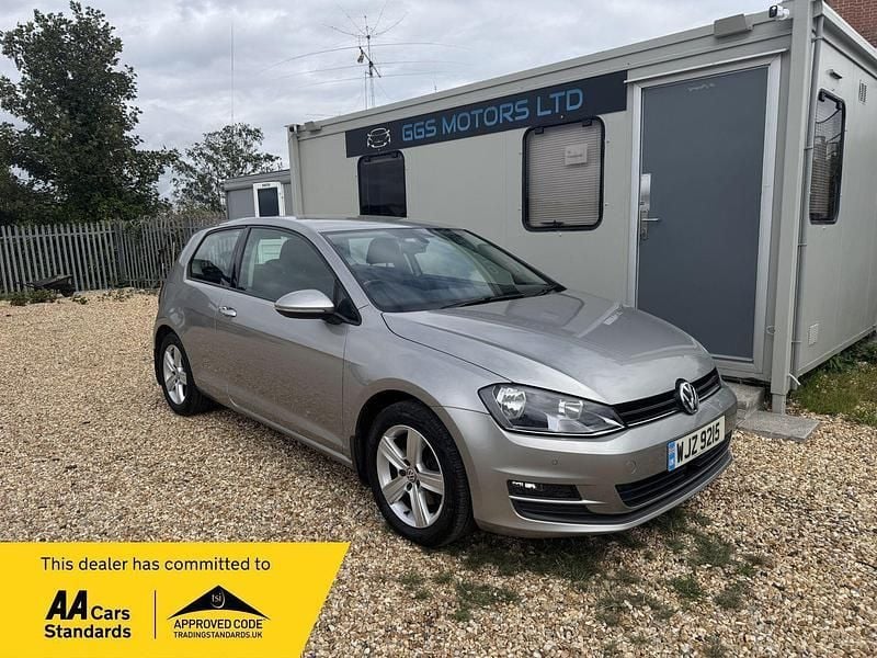 Silver Used 2015 VW Golf VII Match Hatchback | £6,995 (Fair price) - Image 1/4