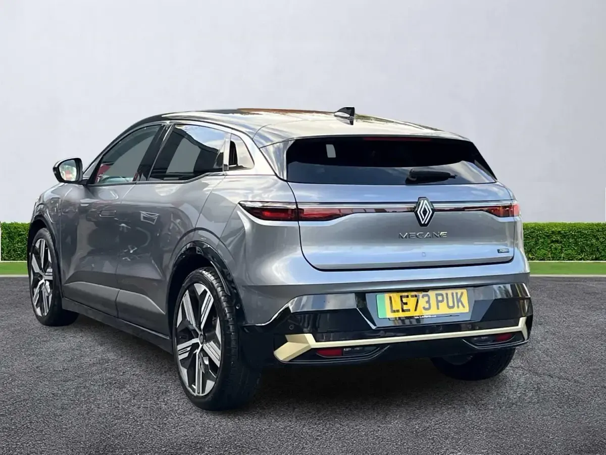 Gebraucht Renault Megane E-Tech Iconic 160 kW (218 PS) 2024 Grau Kleinwagen