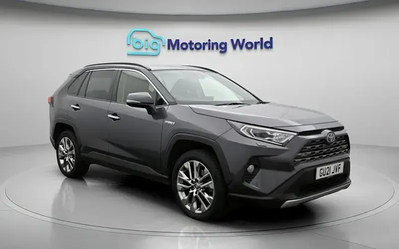 Used Toyota RAV4 218 HP (160 kW) 2025 SUV