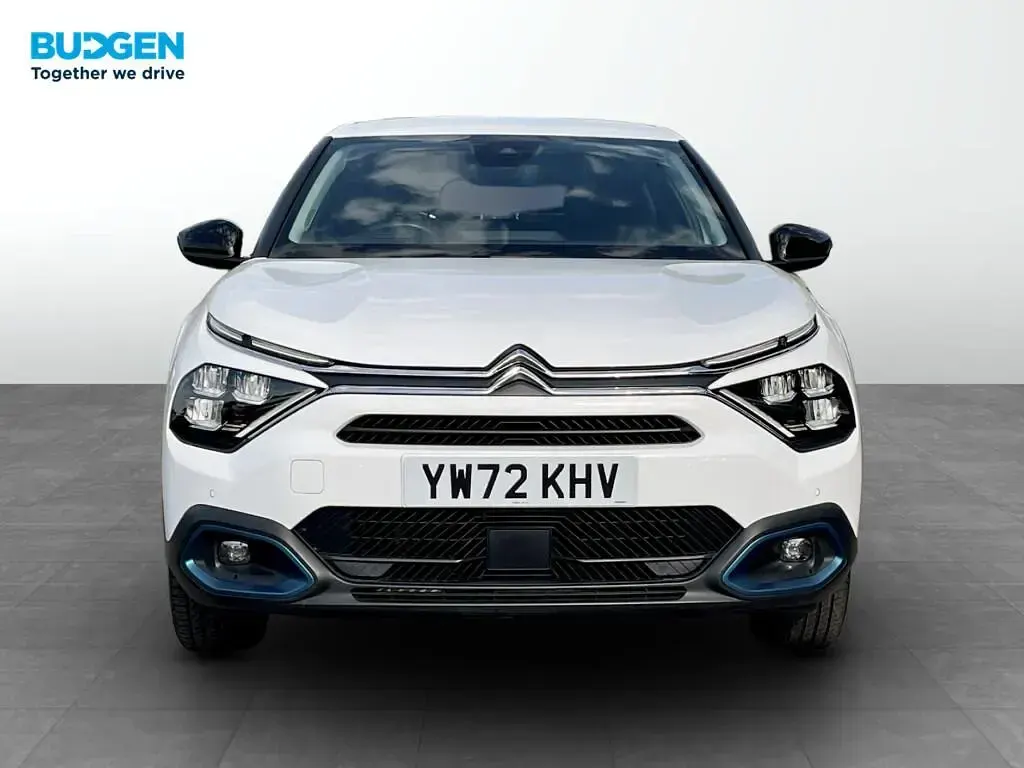 Used Citroën e-C4 Shine 100 kW (136 HP) 2023 White Hatchback