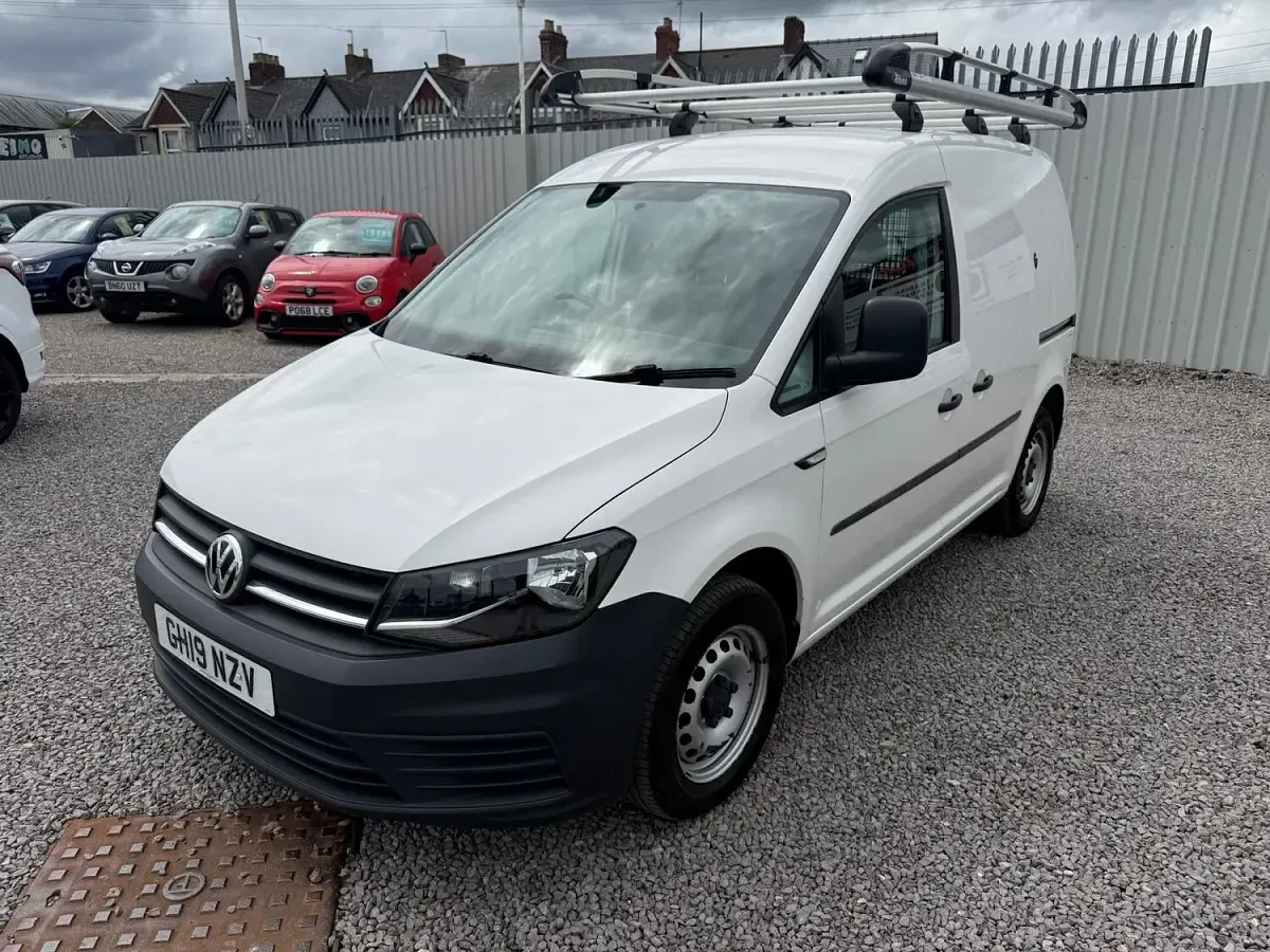 Used VW Caddy Startline 102 HP (75 kW) 2019 White MPV