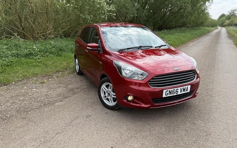 Usado Ford Ka Plus Zetec 70 HP (51 kW) 2016 Citadino
