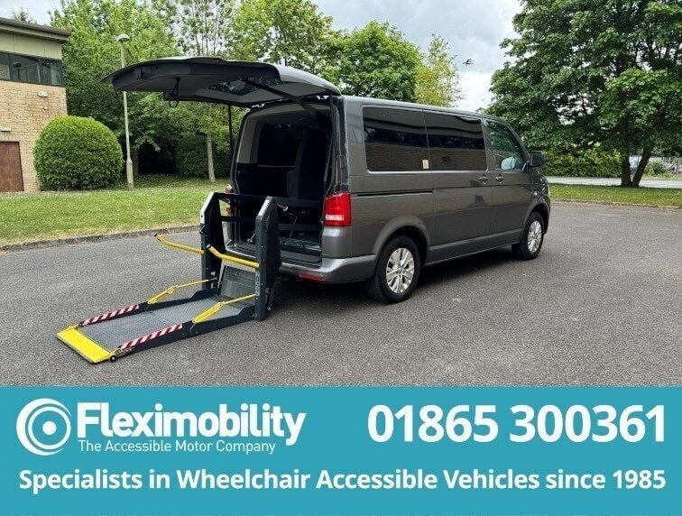 Grey Used 2015 VW T5 SE Van | £17,950 (Super price) - Image 1/4