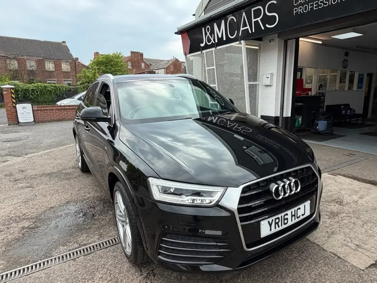 Używany Audi Q3 S-line plus 2016 Czarny SUV